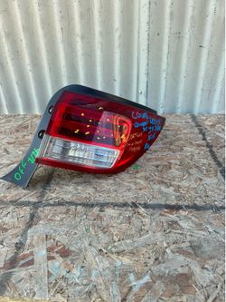 2010-2011-2014-2015. Lexus is 250c right passenger side tail light coupe convertible OEM use d7/26