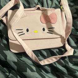 hello kitty bags!