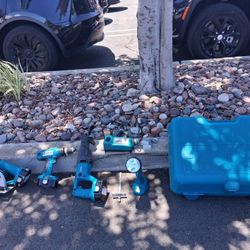 Makita Power Tool Set With Case And 3  18V Batteries.. Excellent Condition!!