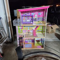 Kids Doll House