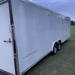 2022 Outlaw Enclosed Trailer 