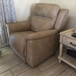 Tan Electric Recliner