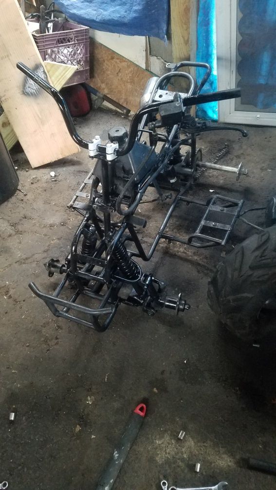 110cc atv frame 60$