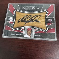 2004 Upper Deck Sweet Spot - Signatures Garret Anderson #SS-GA Barrels (AU, MEM)