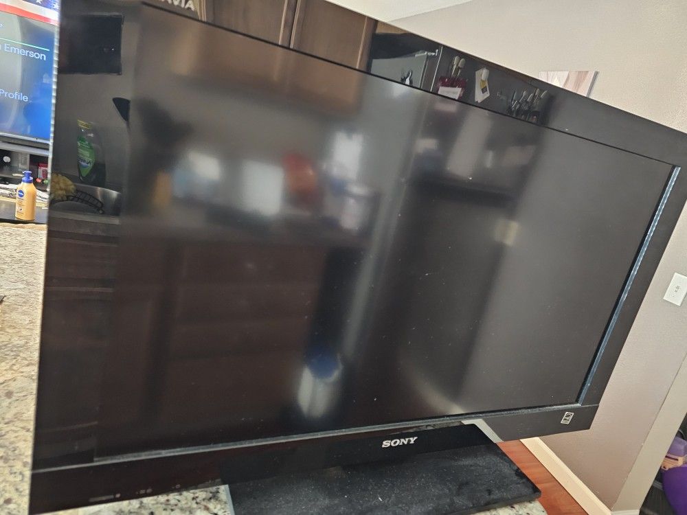 Sony 32 In TV