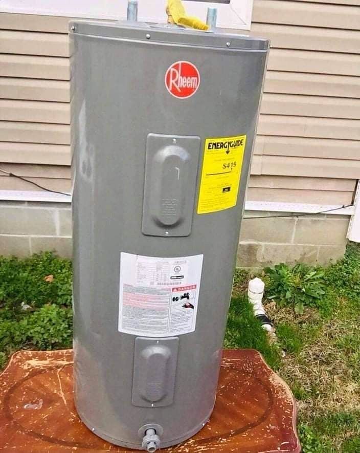 Refurbished 50 gal Natural Gas Water Heater (includes installation)