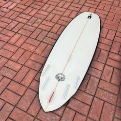 Surfboard 