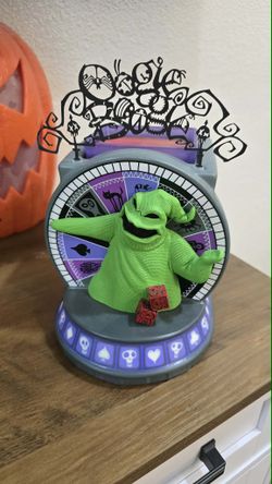 New Oogie boogie scentsy warmer