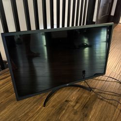 LG 32 Inch Monitor, Practically New - 32NM60T-B