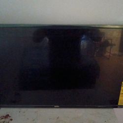 Smart TV  42in