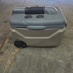 Icy Breeze Cooler ( Slight Cosmetic Damage)
