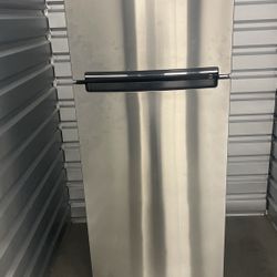Whirlpool Refrigerator 