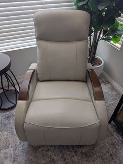 Cream Barcalounger Recliner