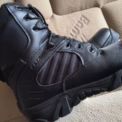 Men's Delta Brand Size 11 Black Zip Up Boots