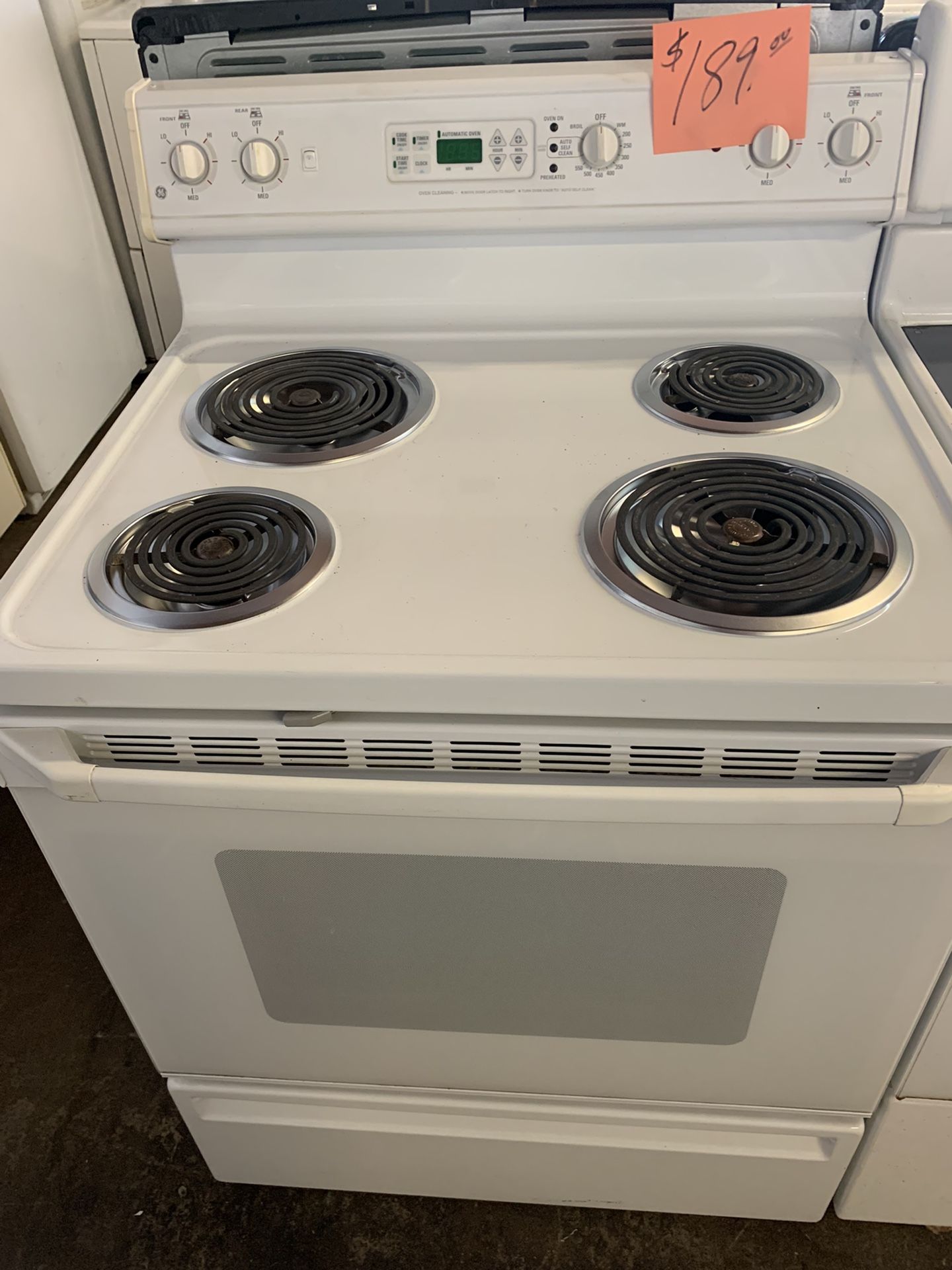 GE Coil Top Stove Range Oven White Excellent . Warehouse pricing. Warranty  . Delivery Available . 2522 Market st. 33901 for Sale in Fort Myers, FL -  OfferUp