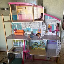 Barbie House