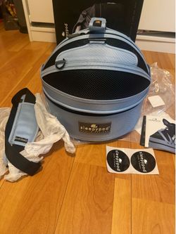 Sleepypod mini mobile pet bed and crash tested car seat