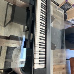 Yamaha Keyboard 