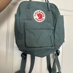 Fjallraven Kanke Mini Backpack