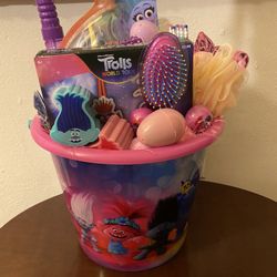 2002 Troll Easter Basket