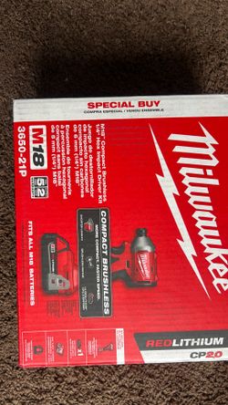 Milwaukee M18 1/4 HEX  INPACT DRIVER KIT