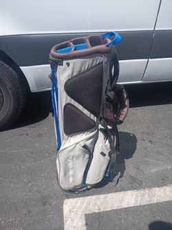 TAYLORMADE GOLF BAG