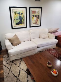 Big comfortable couch/ sofa
