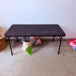 Table For Sale Hight Adjustable And Foldable
