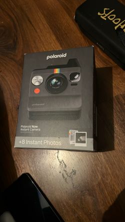 polaroid instant camera