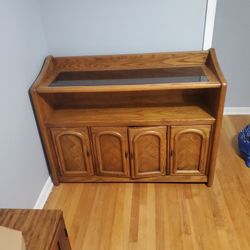 Dresser/stand 