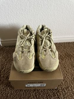 Yeezy Super Moon Yellow Size 10