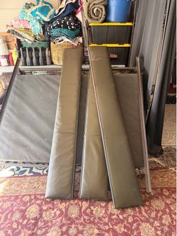 Very sturdy Leather bed frame