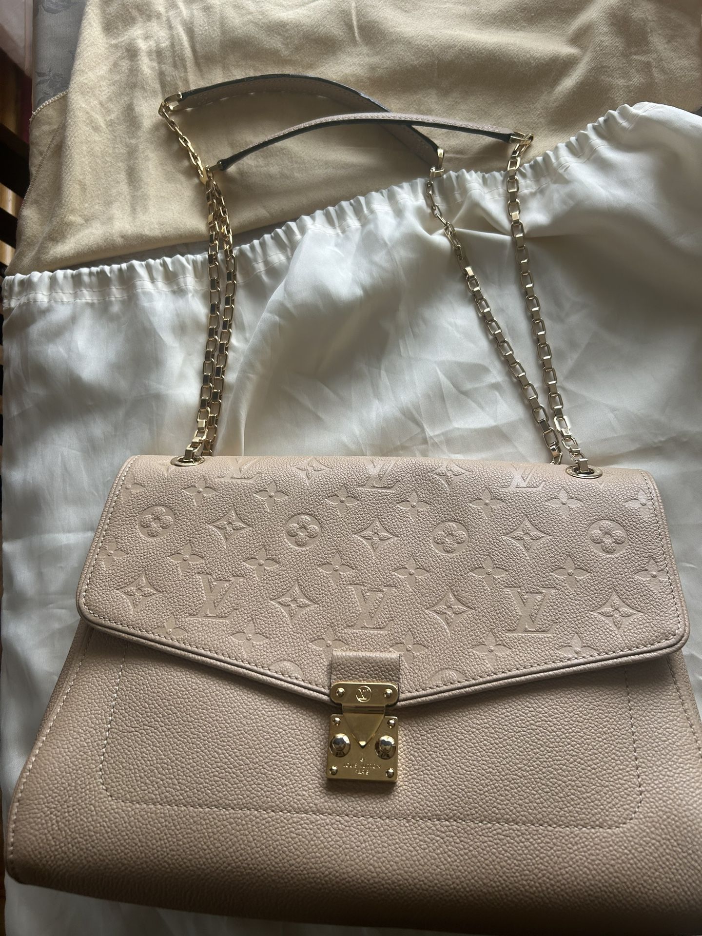 Louis Vuitton Monogram Saint