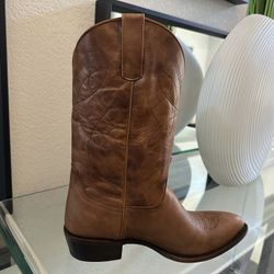 Brand New In Box: Alvies THE LAMAR Boots. Size 13