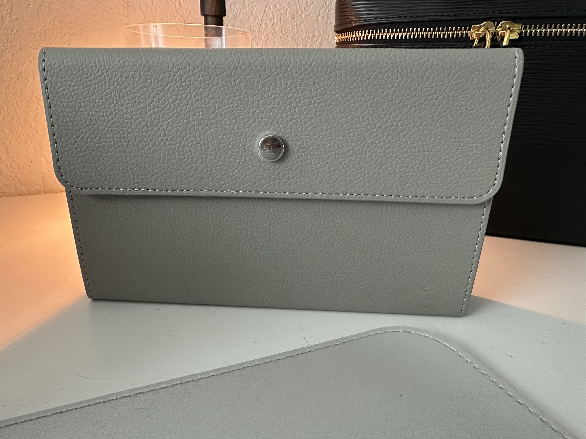 Accordion Folder