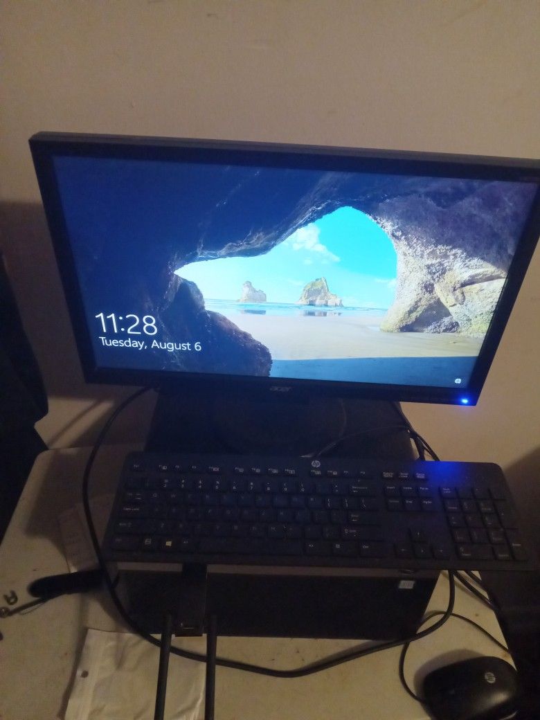 I5 CORE P Widow's 10 400GIG MINI DESKTOP/ ACER HD MONITOR