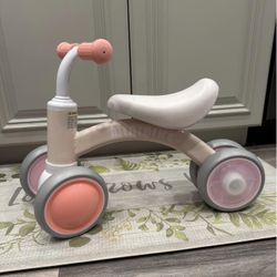 Kids Toddler Minibike Balance Bike With Light-up Back Wheels