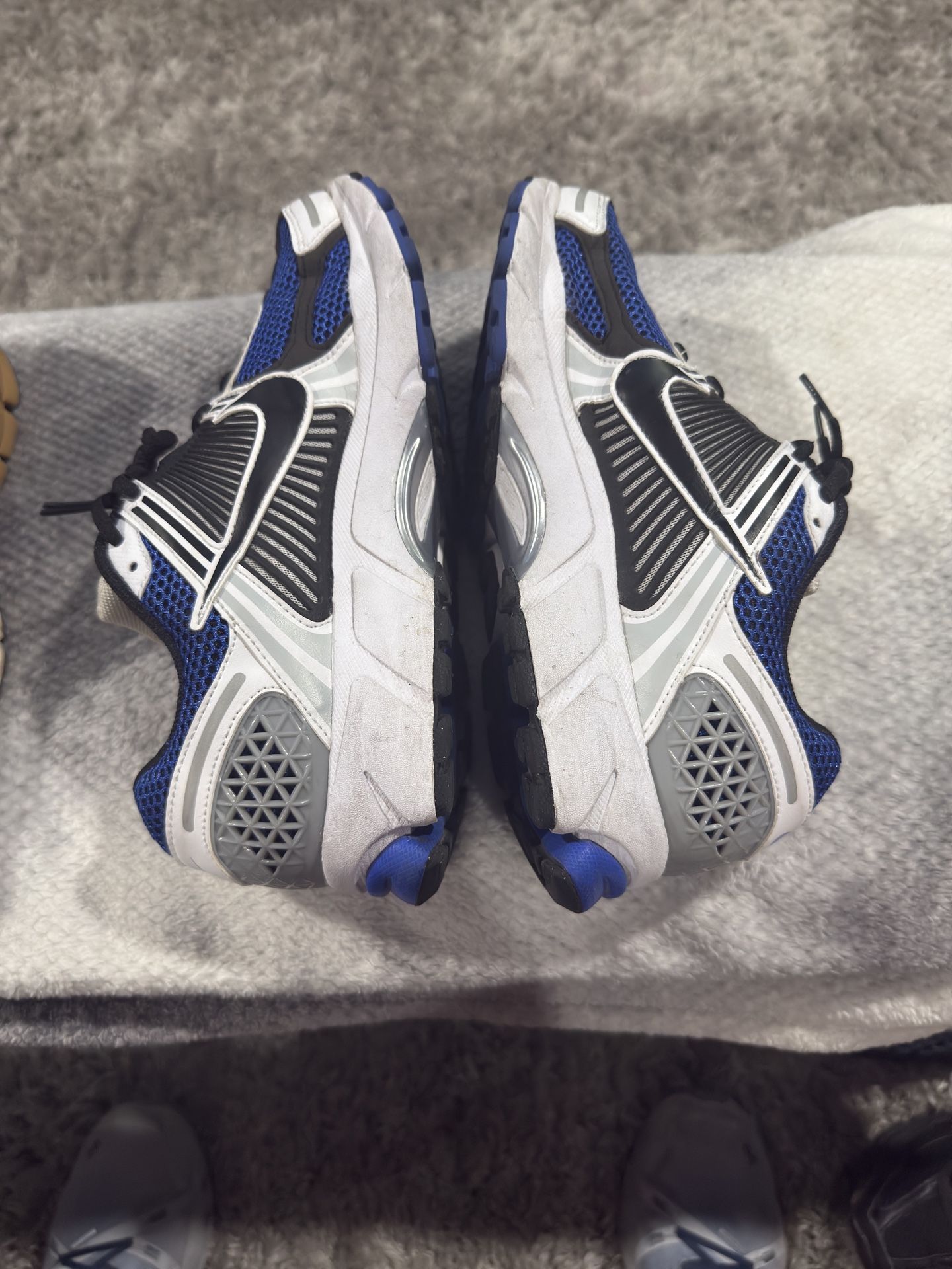 Nike Vomero 5 Se Black Royal Size 9.5 No Box