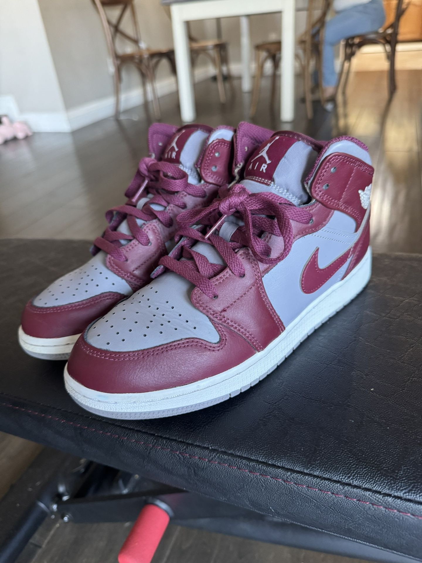 Air Jordan 1 Mid (youth) 