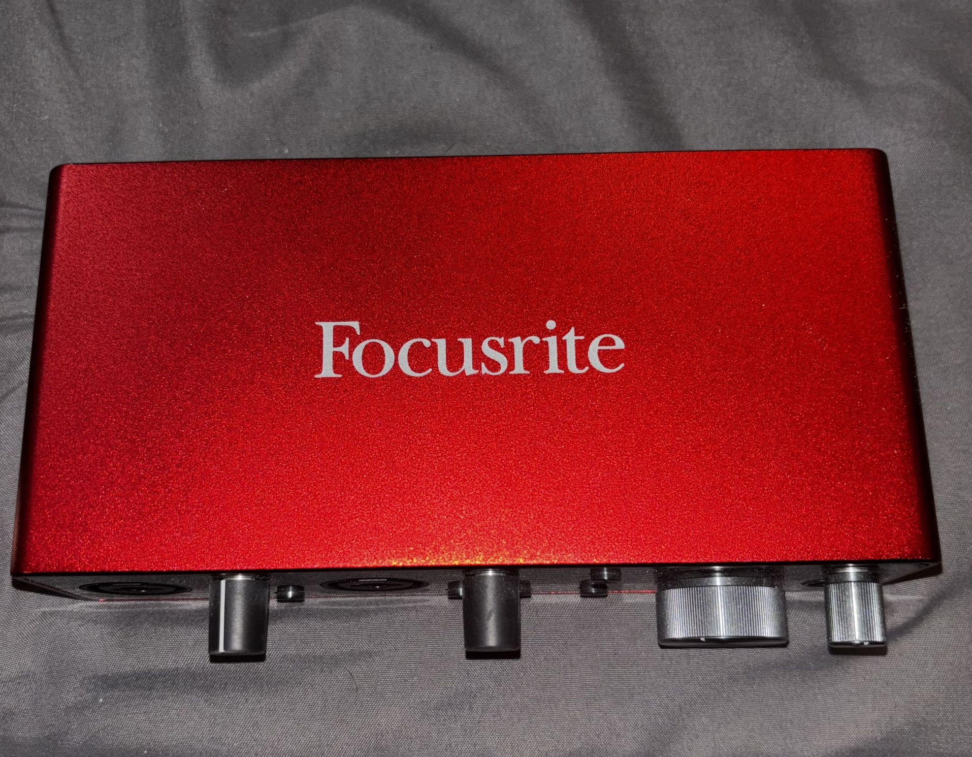 Scarlett Focusrite 2i2 