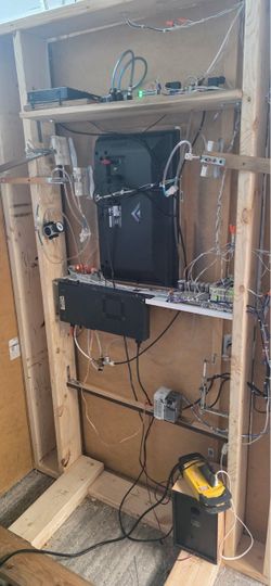 Halloween animatronic door
