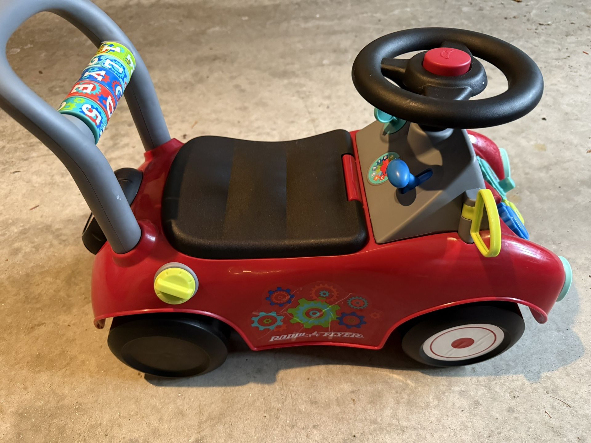 Radio Flyer Busy Buggy Ride On Toy Car