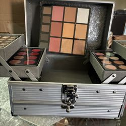 Make Up Box