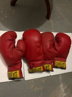 Everlast Boxing Gloves Red — 2 Pairs