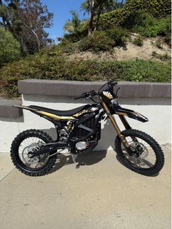 New Surron Ultra Bee - 2026