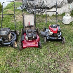 3 Reconditioned Briggs And Stratton Lawn Mowers 