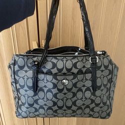 Coach purse LQQK