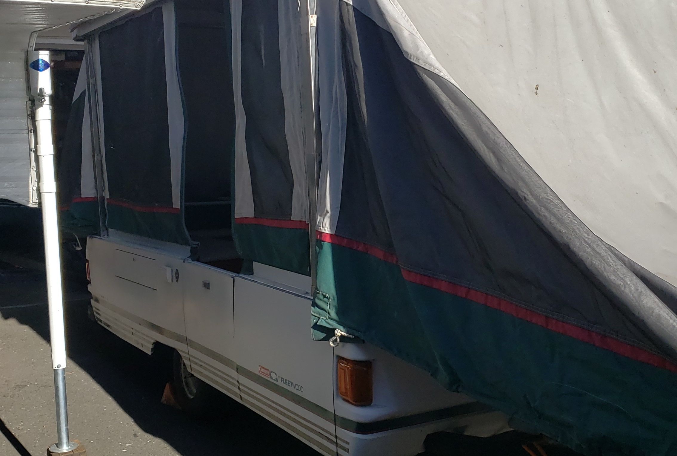 95 Coleman hydraulic pop up camper