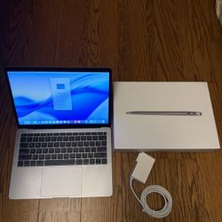 MacBook Air 13 2018/16GB RAM/512GB SSD/Fully Functional/USB-C with Box 