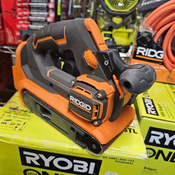 RIDGID
18V Brushless Cordless 3 in. x 18 in. Belt Sander (Tool Only)